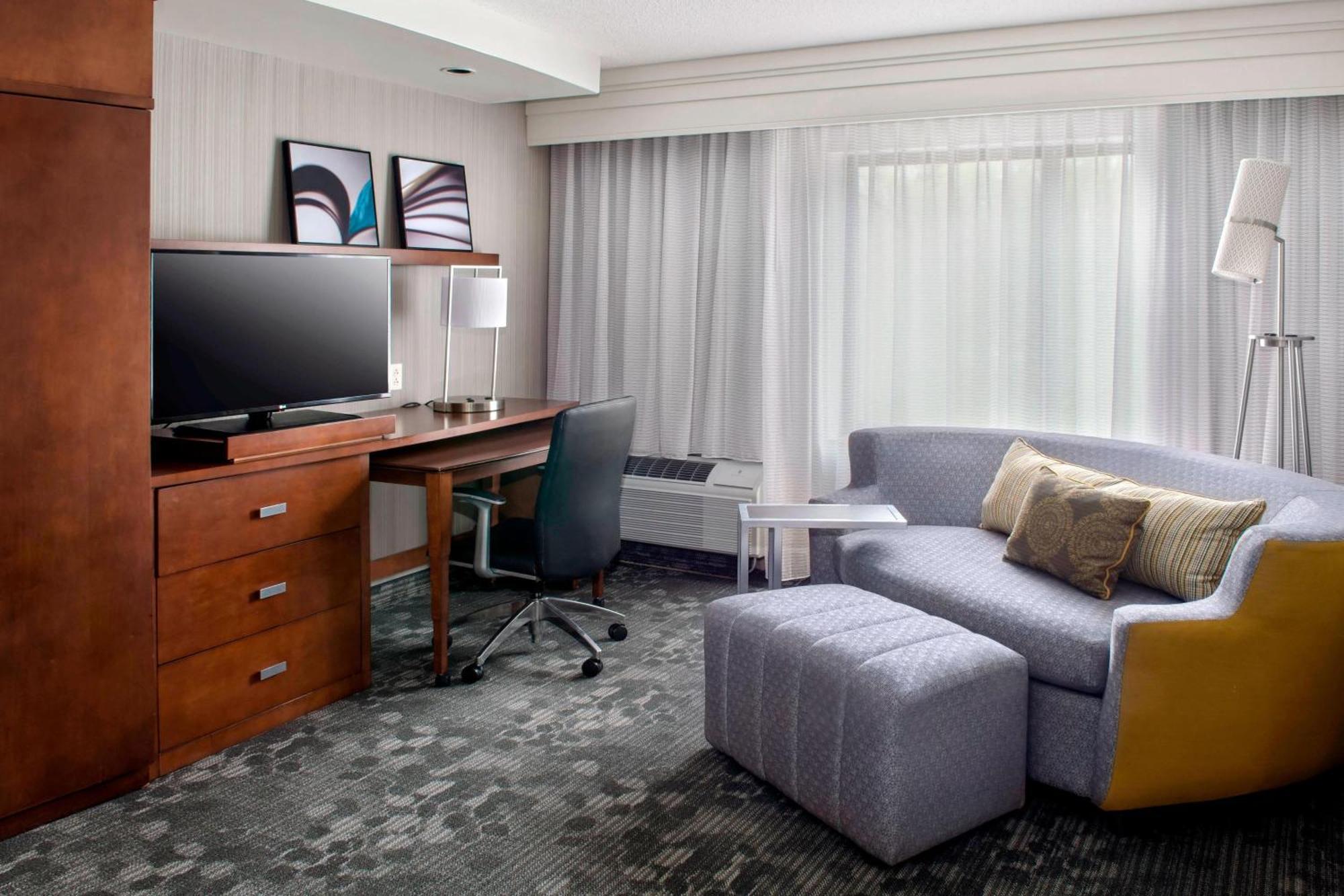Courtyard By Marriott Paramus Exterior foto