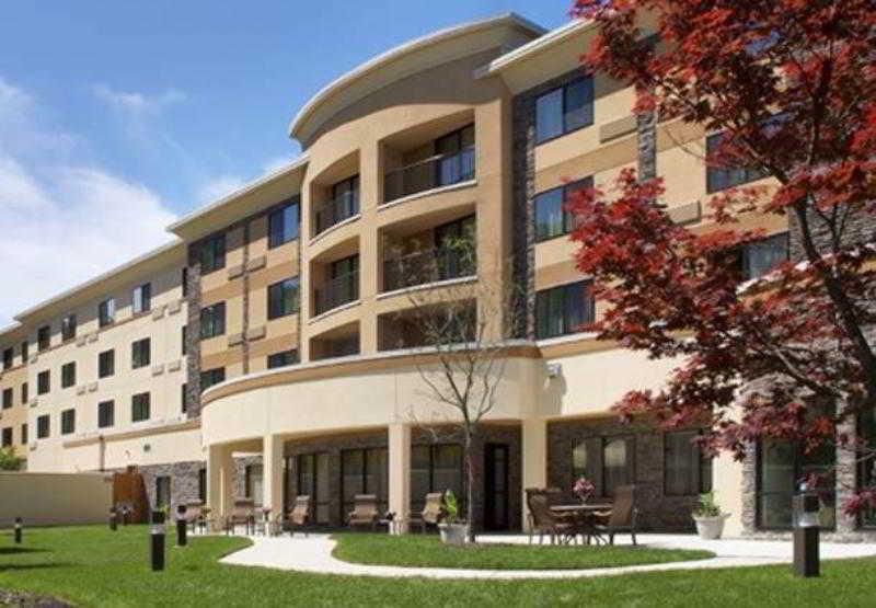 Courtyard By Marriott Paramus Exterior foto